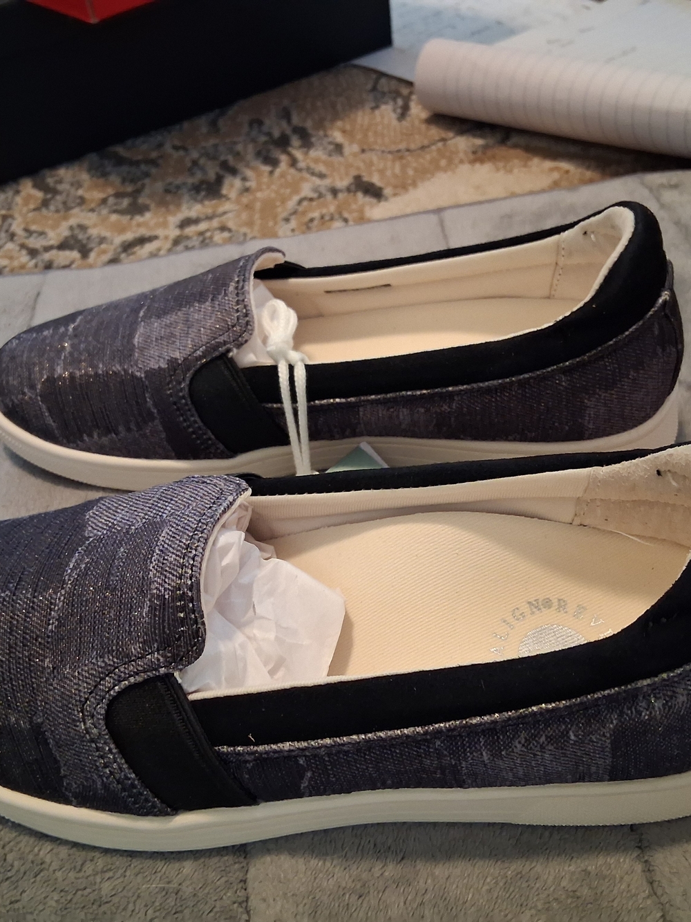 Waco Shoe Company EASTON Black and Gray Slip-On Flats Women' US Size 6B